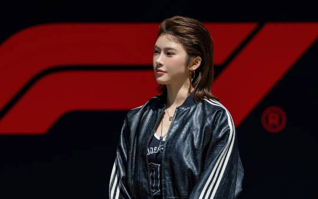 吴艳妮最新赛事，13秒16创赛季最佳，硬刚世界顶尖名将不怯场！